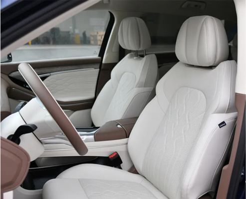 CE 증명되 EV SUV VOYAH는 4D 구동 고급 순수한 전기 자동차 475 킬로미터를 자유롭게 합니다